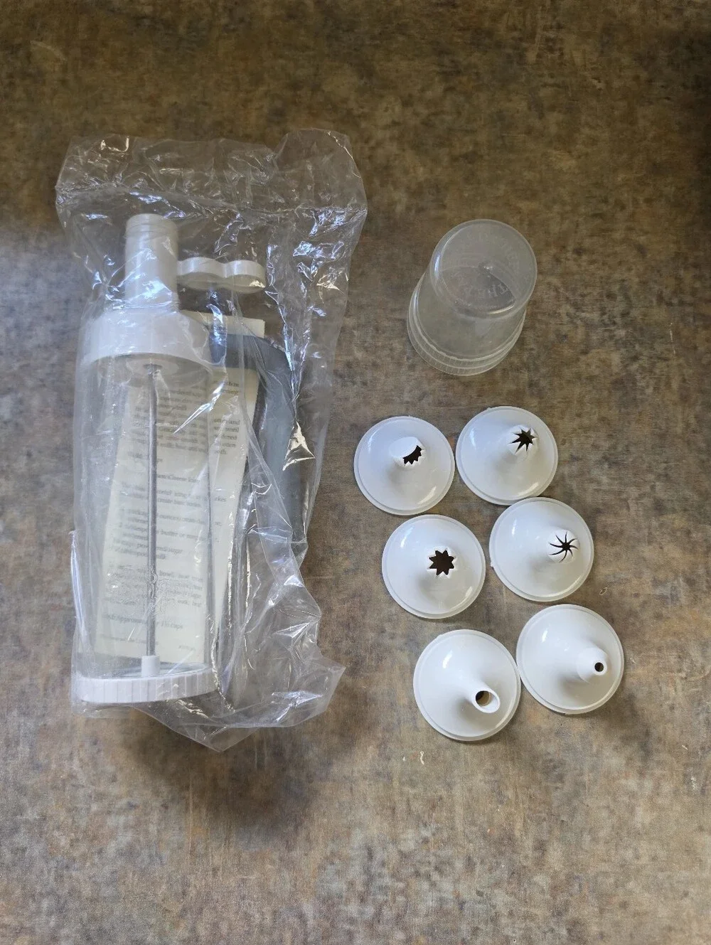 The Pampered Chef Easy Accent Decorator #1775